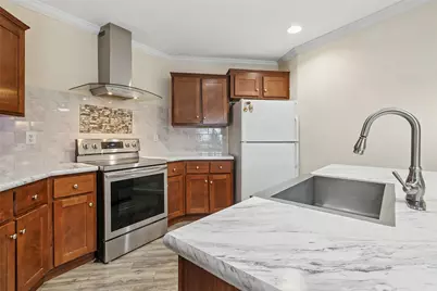 418 Lenora Drive, Taylor, TX 76574 - Photo 8