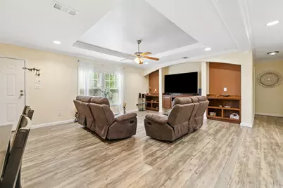 418 Lenora Drive, Taylor, TX 76574 - Photo 10