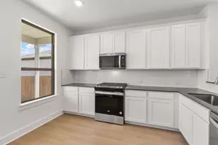 5215 Monarda Mint Dr, Austin, TX 78653 - Photo 6