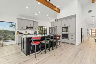 23535 Lakeside Dr, Marble Falls, TX 78654 - Photo 8