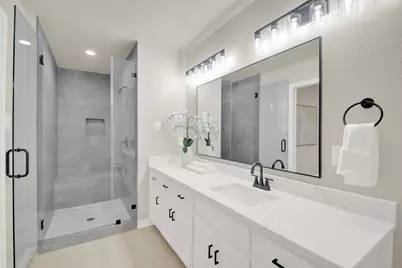 131 Meadow Valley Loop, Jarrell, TX 76537 - Photo 14