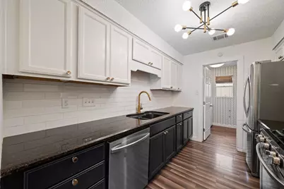 11010 Prairie Dove Circle, Austin, TX 78758 - Photo 10