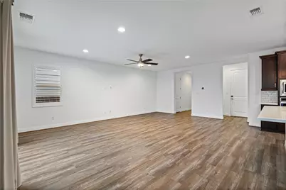 333 High Plains Pass, Liberty Hill, TX 78642 - Photo 4