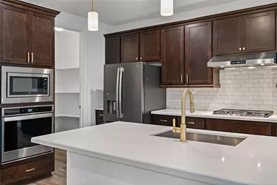 333 High Plains Pass, Liberty Hill, TX 78642 - Photo 6