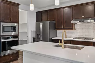 333 High Plains Pass, Liberty Hill, TX 78642 - Photo 6