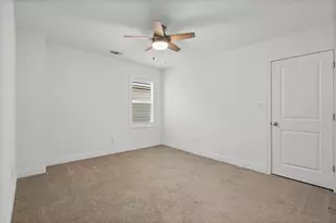 333 High Plains Pass, Liberty Hill, TX 78642 - Photo 16