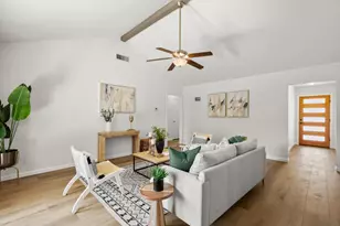 2520 Baxter Dr, Austin, TX 78745 - Photo 8