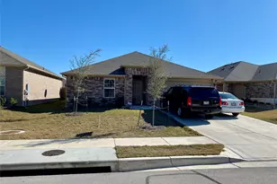 5721 Roderick Dr, Austin, TX 78724 - Photo 2