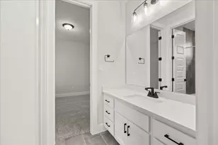 132 Lily Pad Ln, Kyle, TX 78640 - Photo 8