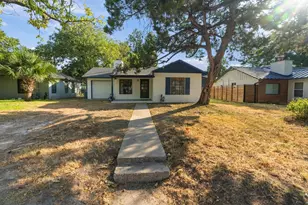 1302 Bentwood Rd, Austin, TX 78722 - Photo 1