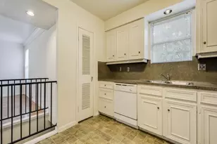 2819 San Gabriel St, Austin, TX 78705 - Photo 12