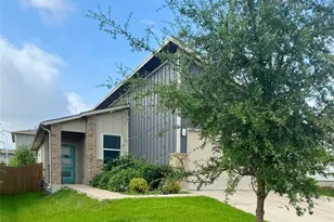 2307 Langdale Ln, Austin, TX 78754 - Photo 2