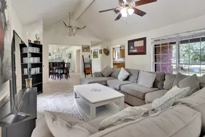 725 Green Valley Drive NE, Bastrop, TX 78602 - Photo 20