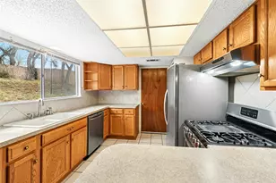 1444 Salem Meadow Cir, Austin, TX 78745 - Photo 8