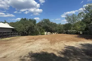 525 & 527 County Road 136A Rd, Kingsland, TX 78639 - Photo 4