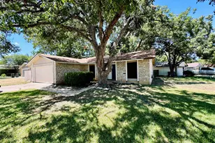 10400 Broken Shoe Trail, Austin, TX 78750 - Photo 2