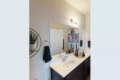 8111 Springsteen Drive, Austin, TX 78744 - Photo 10