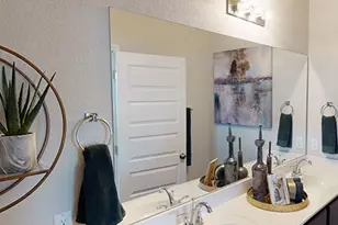 8111 Springsteen Dr, Austin, TX 78744 - Photo 10