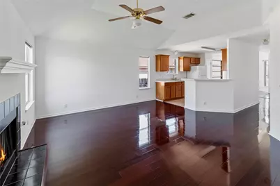 13902 Lampting Drive, Pflugerville, TX 78660 - Photo 4