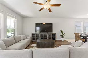 917 Lone Peak Wy, Dripping Springs, TX 78620 - Photo 6