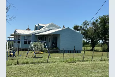 1720 County Road 276, Bertram, TX 78605 - Photo 14