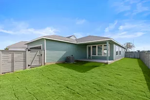 132 Adelton Blvd, Bastrop, TX 78602 - Photo 36