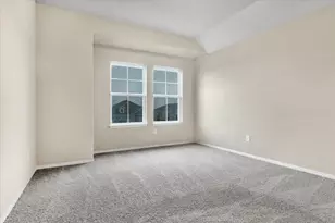 135 Lyndon Dr, San Marcos, TX 78666 - Photo 10