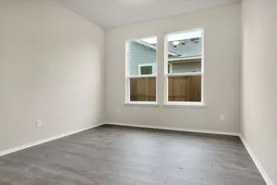 135 Lyndon Drive, San Marcos, TX 78666 - Photo 8