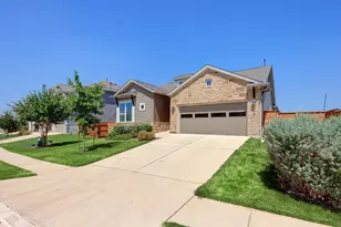 7708 Donnelley Dr, Austin, TX 78744 - Photo 2