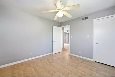 2712 Saint Edwards Circle #B, Austin, TX 78704 - Photo 14