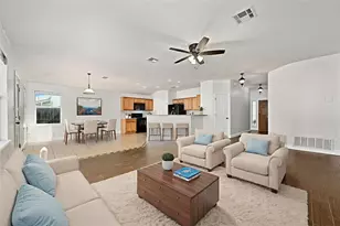 7817 Squirrel Hollow Dr, Georgetown, TX 78628 - Photo 6