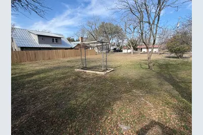 505 Elm Street, Bastrop, TX 78602 - Photo 4