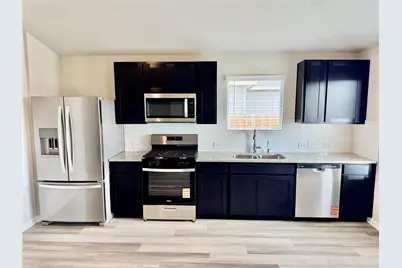 162 Honey Onyx Trail, Kyle, TX 78640 - Photo 2