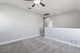 555 Purple Heart Dr, Buda, TX 78610 - Photo 12