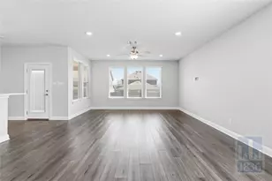 555 Purple Heart Dr, Buda, TX 78610 - Photo 6