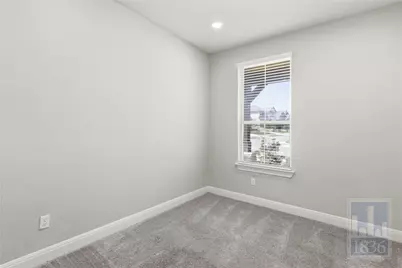 555 Purple Heart Drive, Buda, TX 78610 - Photo 22