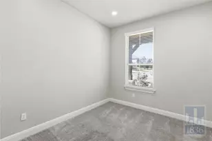 555 Purple Heart Dr, Buda, TX 78610 - Photo 22