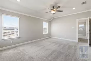 555 Purple Heart Dr, Buda, TX 78610 - Photo 14