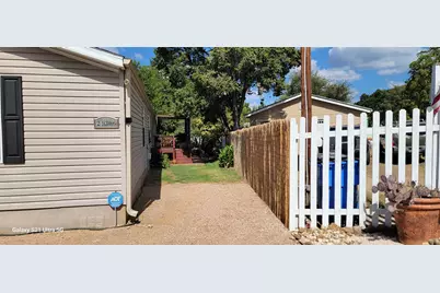 21306 Choctaw Cove, Lago Vista, TX 78645 - Photo 4