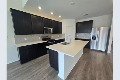 715 Universal Drive, Hutto, TX 78634 - Photo 10