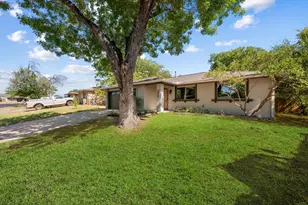 1400 Cripple Creek Dr, Austin, TX 78758 - Photo 2