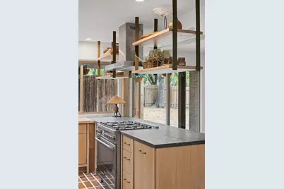 1400 Cripple Creek Drive, Austin, TX 78758 - Photo 24