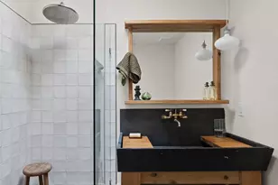 1400 Cripple Creek Dr, Austin, TX 78758 - Photo 28