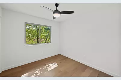 1400 Cripple Creek Drive, Austin, TX 78758 - Photo 36