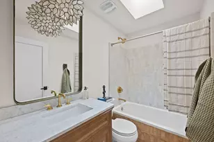 1400 Cripple Creek Dr, Austin, TX 78758 - Photo 32