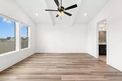 205 Irvine Pass, Liberty Hill, TX 78642 - Photo 20