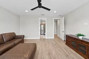 320 Buffalo Trail, Liberty Hill, TX 78642 - Photo 24