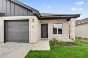 412 W Avenue C, Copperas Cove, TX 76522 - Photo 1