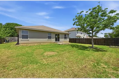 195 Musgrav, Kyle, TX 78640 - Photo 24