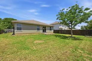 195 Musgrav, Kyle, TX 78640 - Photo 24